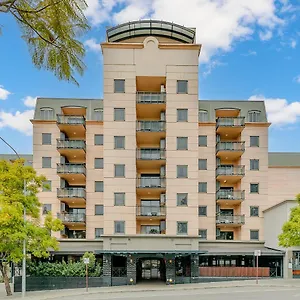 https://perth-city-suites.hotelsperth.org