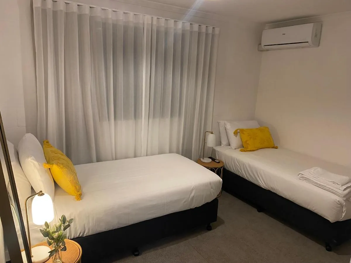 Abode Mooloolaba, Backpackers & Motel Rooms Mooloolaba