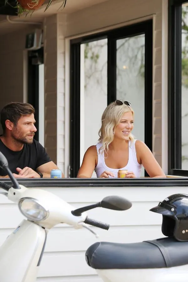 Abode Mooloolaba, Backpackers & Motel Rooms